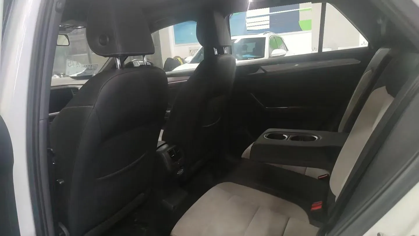 2021 Volkswagen T-Roc 1.4T 150HP L4 7DCT,autocango,china used car exporter,china ev exporter,chinese used car exporter,chinese used ev exporter