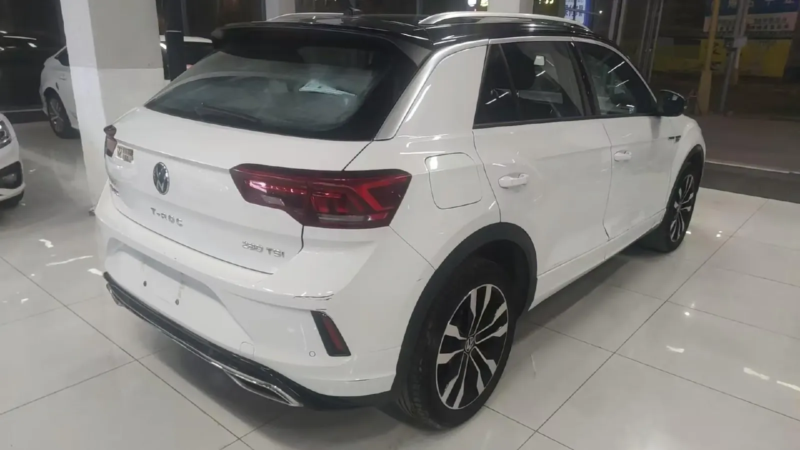 2021 Volkswagen T-Roc 1.4T 150HP L4 7DCT,autocango,china used car exporter,china ev exporter,chinese used car exporter,chinese used ev exporter