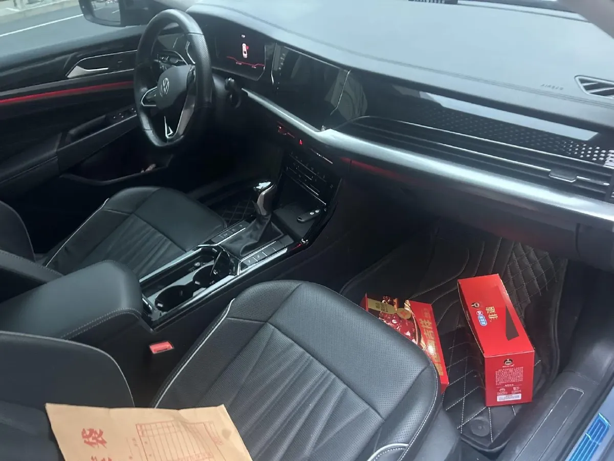 2022 Xpeng P7 BEV 60.2KWH,autocango,china used car exporter,china ev exporter,chinese used car exporter,chinese used ev exporter