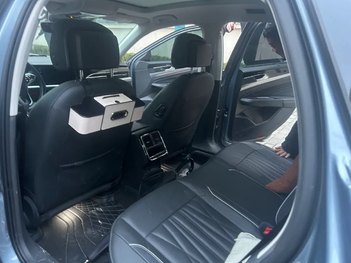 2022 Xpeng P7 BEV 60.2KWH,autocango,china used car exporter,china ev exporter,chinese used car exporter,chinese used ev exporter