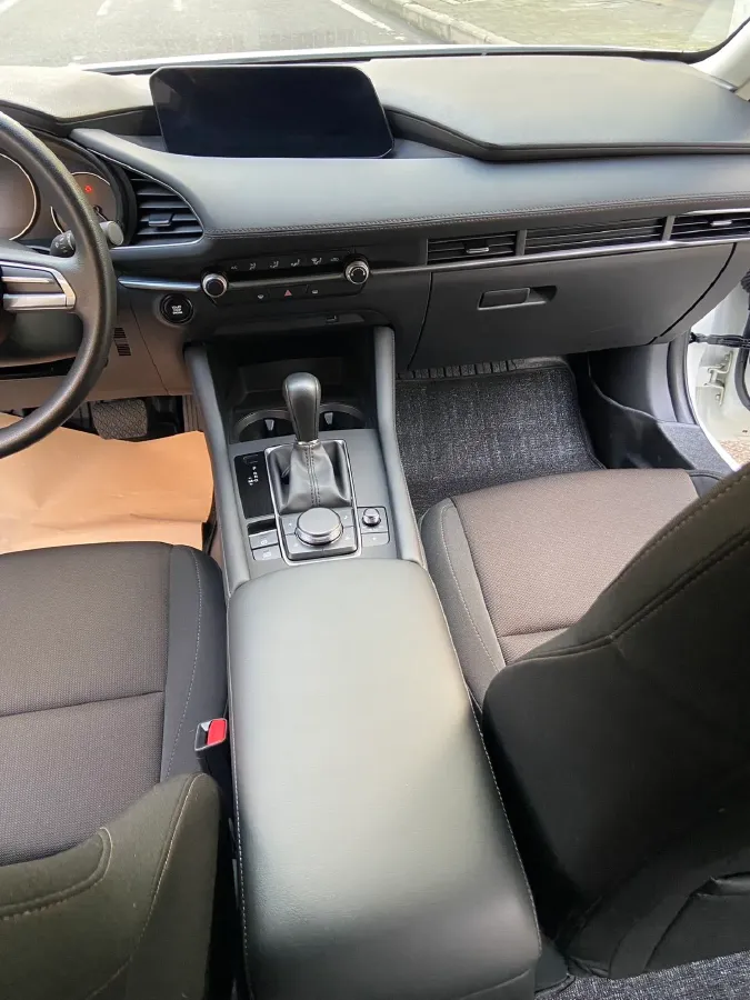 2023 Mazda 3 Axela 2.0L 158HP L4 6AT,autocango,china used car exporter,china ev exporter,chinese used car exporter,chinese used ev exporter