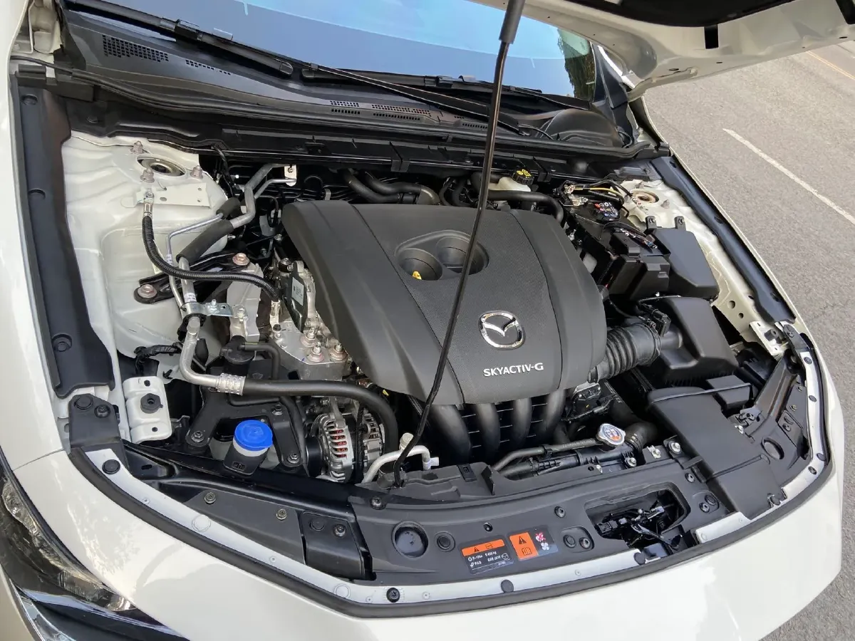 2023 Mazda 3 Axela 2.0L 158HP L4 6AT,autocango,china used car exporter,china ev exporter,chinese used car exporter,chinese used ev exporter