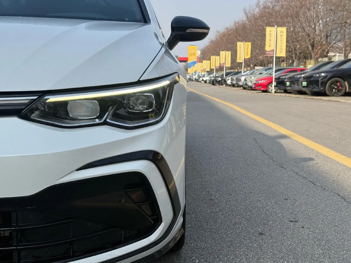 2023 Volkswagen Golf 1.4T 150HP L4 7DCT,autocango,china used car exporter,china ev exporter,chinese used car exporter,chinese used ev exporter