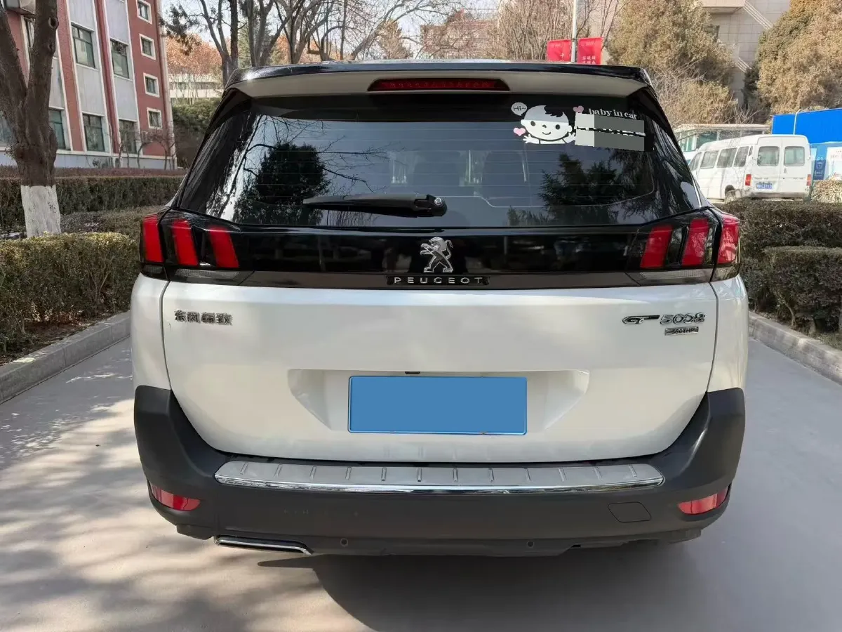 2019 Peugeot 5008 1.8T 204HP L4 6AT,autocango,china used car exporter,china ev exporter,chinese used car exporter,chinese used ev exporter