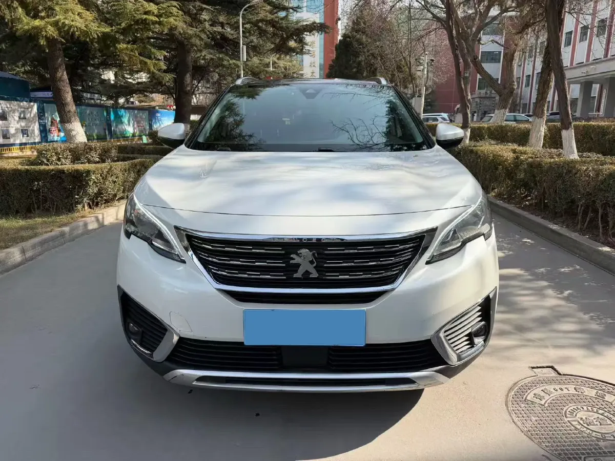 2019 Peugeot 5008 1.8T 204HP L4 6AT,autocango,china used car exporter,china ev exporter,chinese used car exporter,chinese used ev exporter