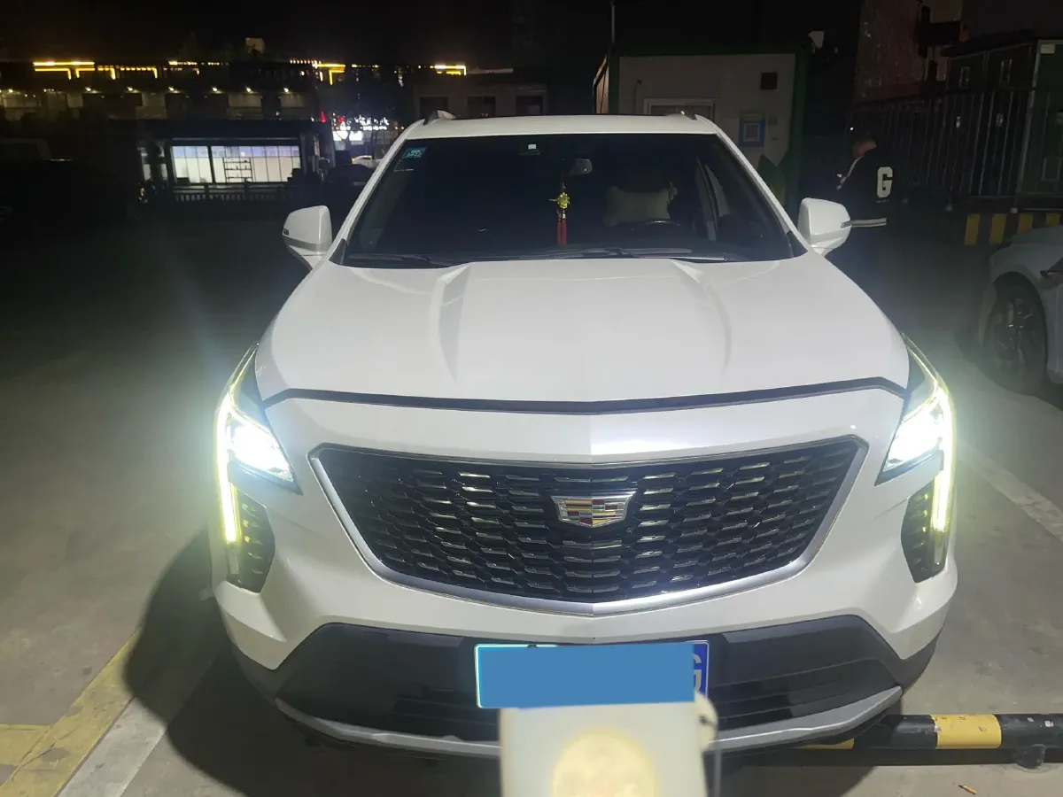 2020 Cadillac XT4 2.0T 241HP L4 9AT,autocango,china used car exporter,china ev exporter,chinese used car exporter,chinese used ev exporter
