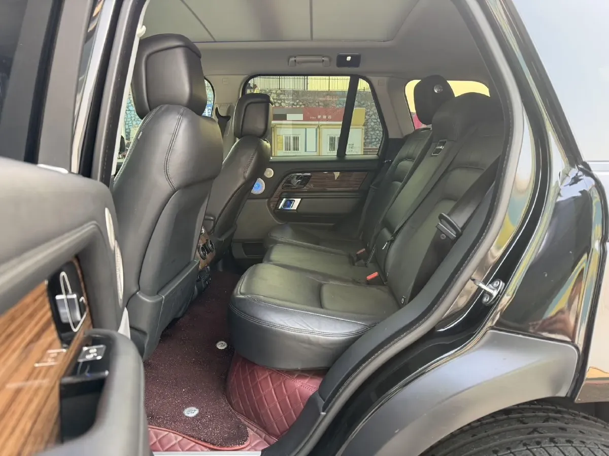 2019 BMW 7 Series 3.0T 340HP L6 8AT,autocango,china used car exporter,china ev exporter,chinese used car exporter,chinese used ev exporter