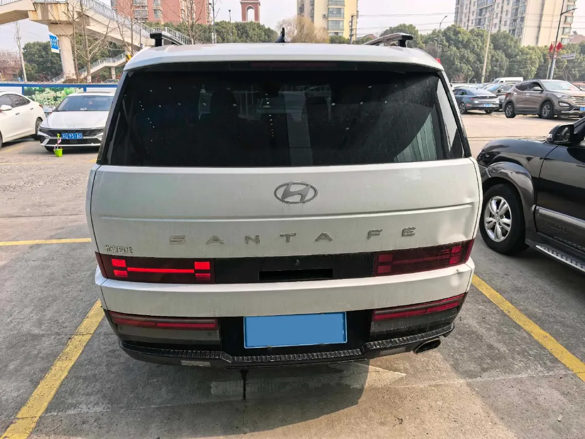 2024 Hyundai Santafe 2.0T 247HP L4 8AT,autocango,china used car exporter,china ev exporter,chinese used car exporter,chinese used ev exporter