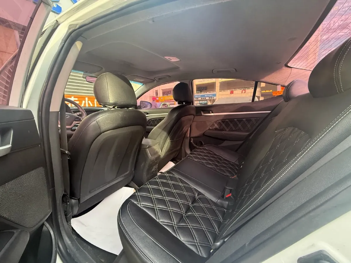 2016 Hyundai Elantra 1.6L 130HP L4 6AT,autocango,china used car exporter,china ev exporter,chinese used car exporter,chinese used ev exporter