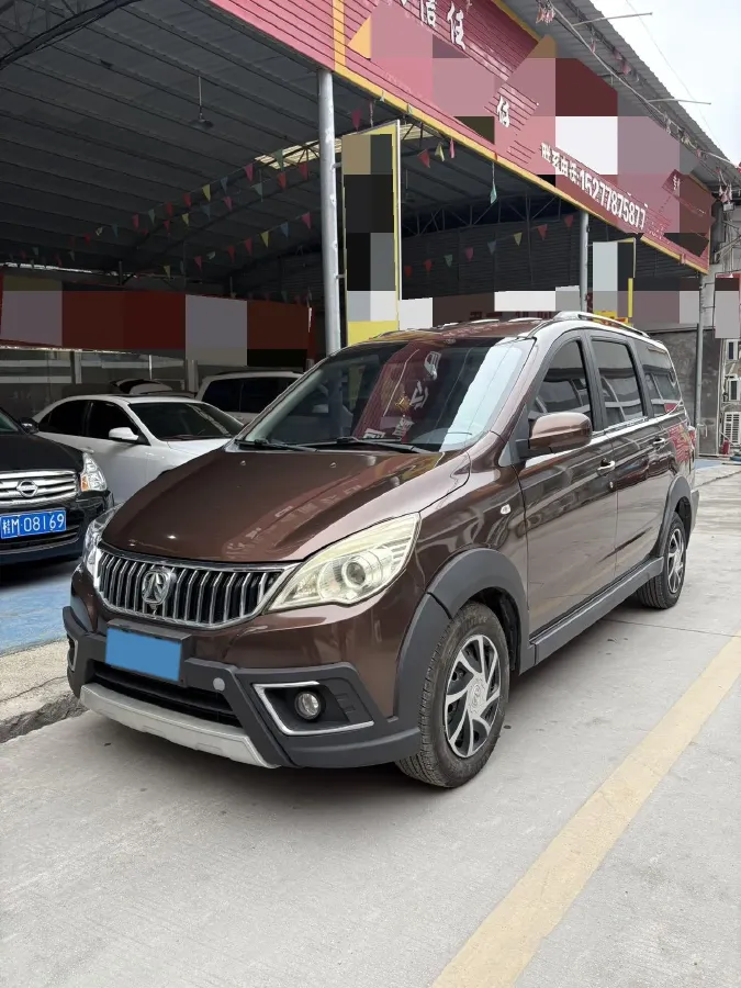 2017 BAIC WeiWang M20 1.5L 116HP L4 5MT,autocango,china used car exporter,china ev exporter,chinese used car exporter,chinese used ev exporter