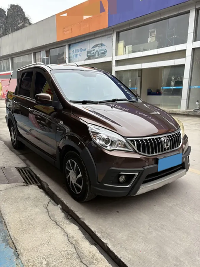 2017 BAIC WeiWang M20 1.5L 116HP L4 5MT,autocango,china used car exporter,china ev exporter,chinese used car exporter,chinese used ev exporter