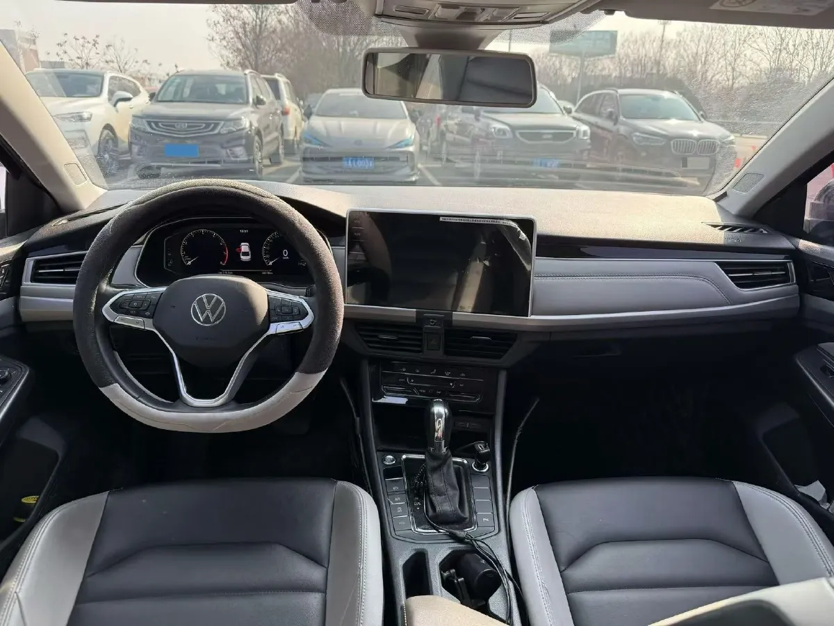 2023 Volkswagen Bora 1.4T 150HP L4 7DCT,autocango,china used car exporter,china ev exporter,chinese used car exporter,chinese used ev exporter