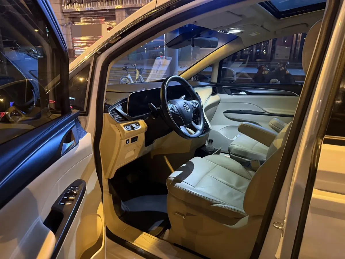 2023 Buick GL8 2.0T 237HP L4 9AT,autocango,china used car exporter,china ev exporter,chinese used car exporter,chinese used ev exporter