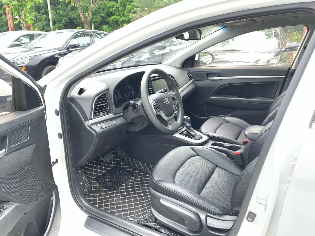 2016 Hyundai Elantra 1.6L 130HP L4 6AT,autocango,china used car exporter,china ev exporter,chinese used car exporter,chinese used ev exporter