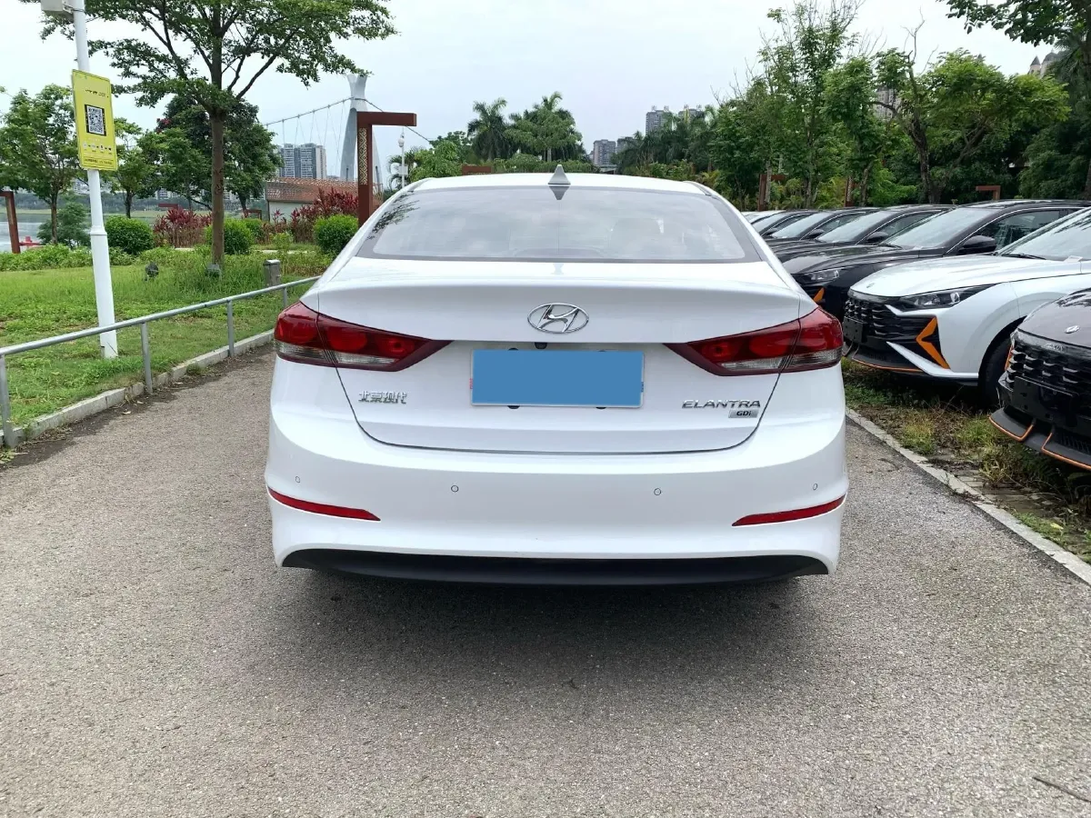 2016 Hyundai Elantra 1.6L 130HP L4 6AT,autocango,china used car exporter,china ev exporter,chinese used car exporter,chinese used ev exporter