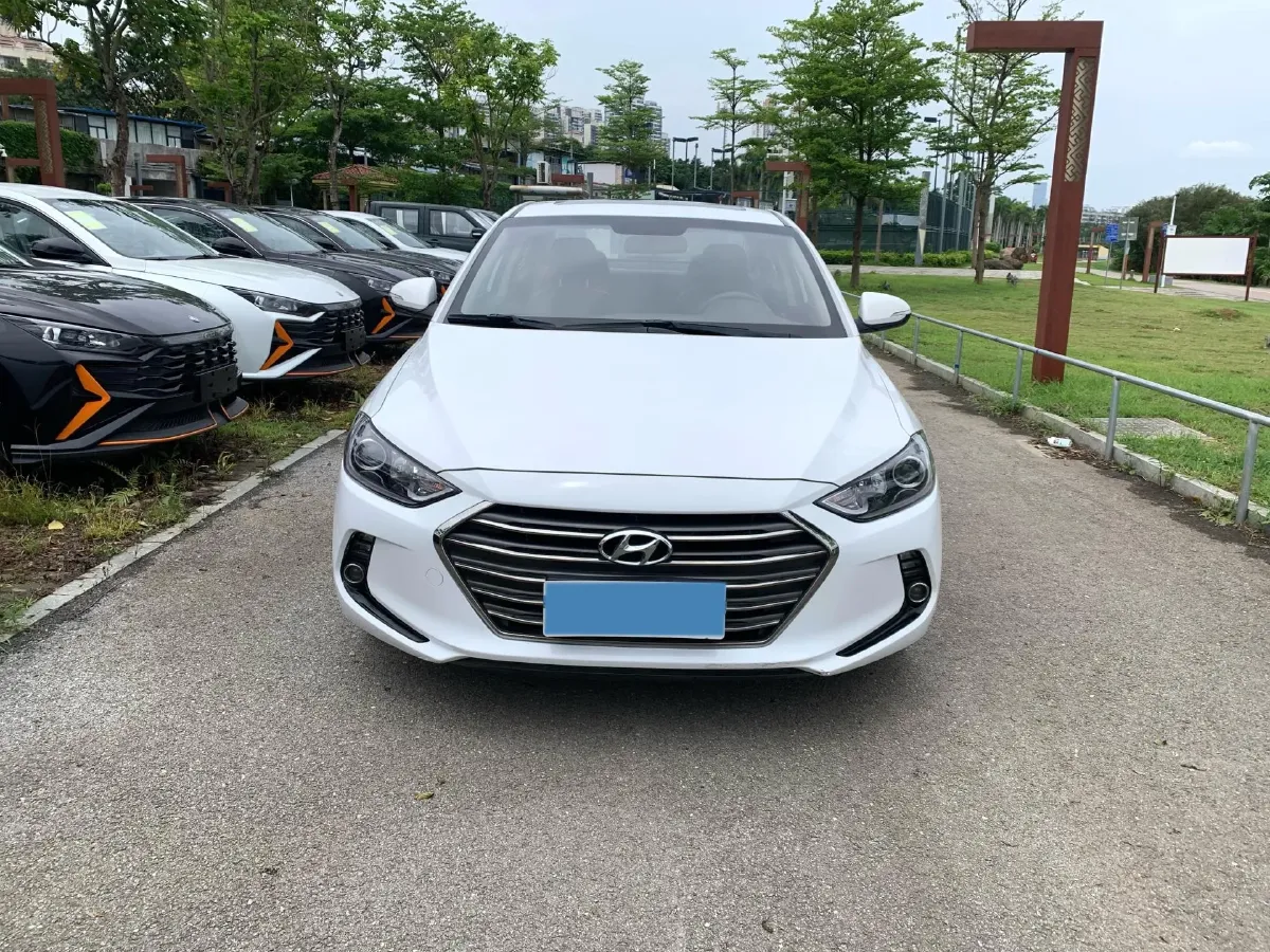 2016 Hyundai Elantra 1.6L 130HP L4 6AT,autocango,china used car exporter,china ev exporter,chinese used car exporter,chinese used ev exporter