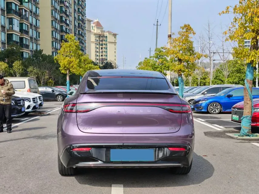 2025 Luxeed R7 REEV 156HP REEV 37KWH,autocango,china used car exporter,china ev exporter,chinese used car exporter,chinese used ev exporter