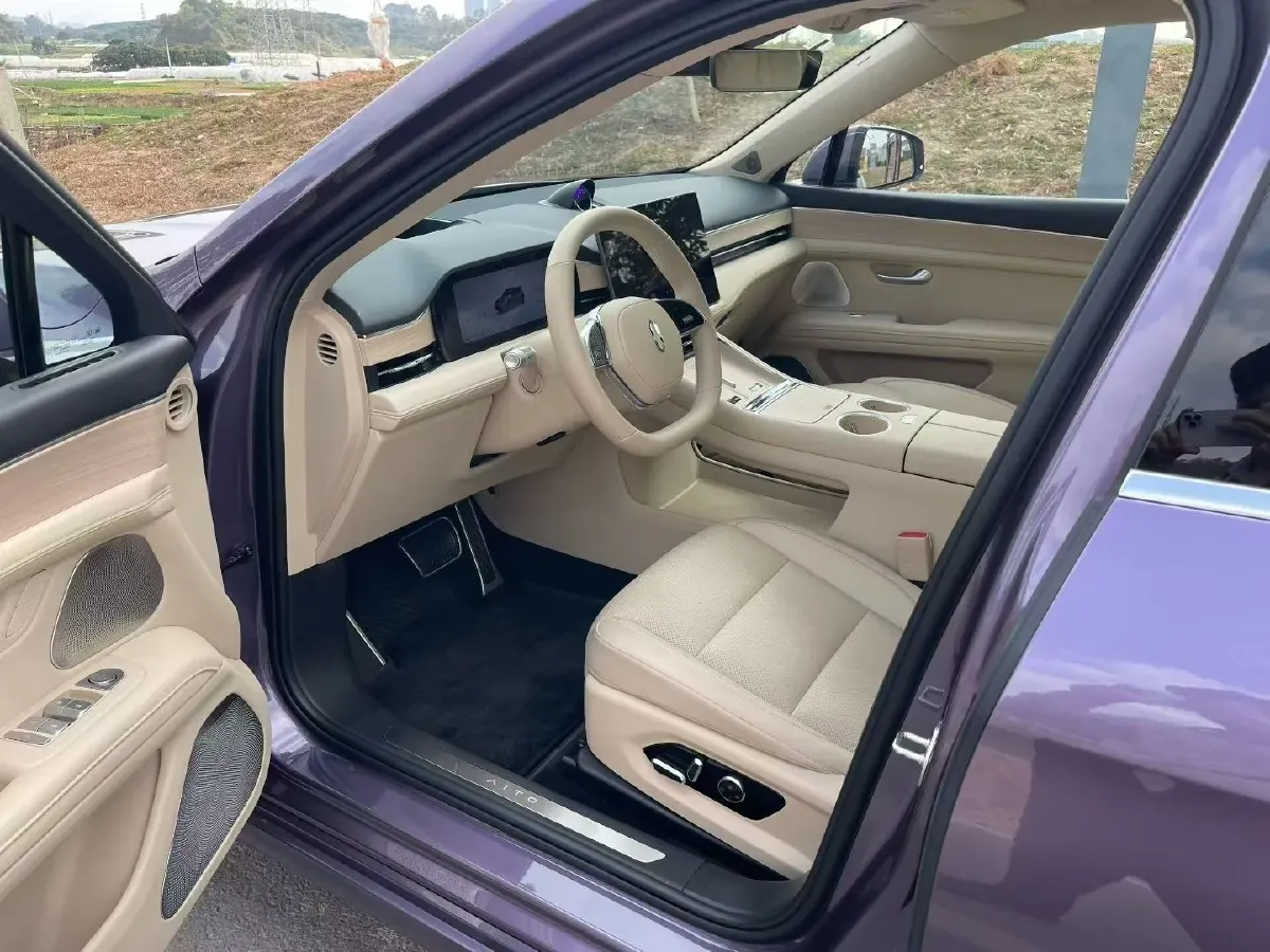 2025 AITO AITO M5 1.5T 152HP L4 REEV 42KWH,autocango,china used car exporter,china ev exporter,chinese used car exporter,chinese used ev exporter