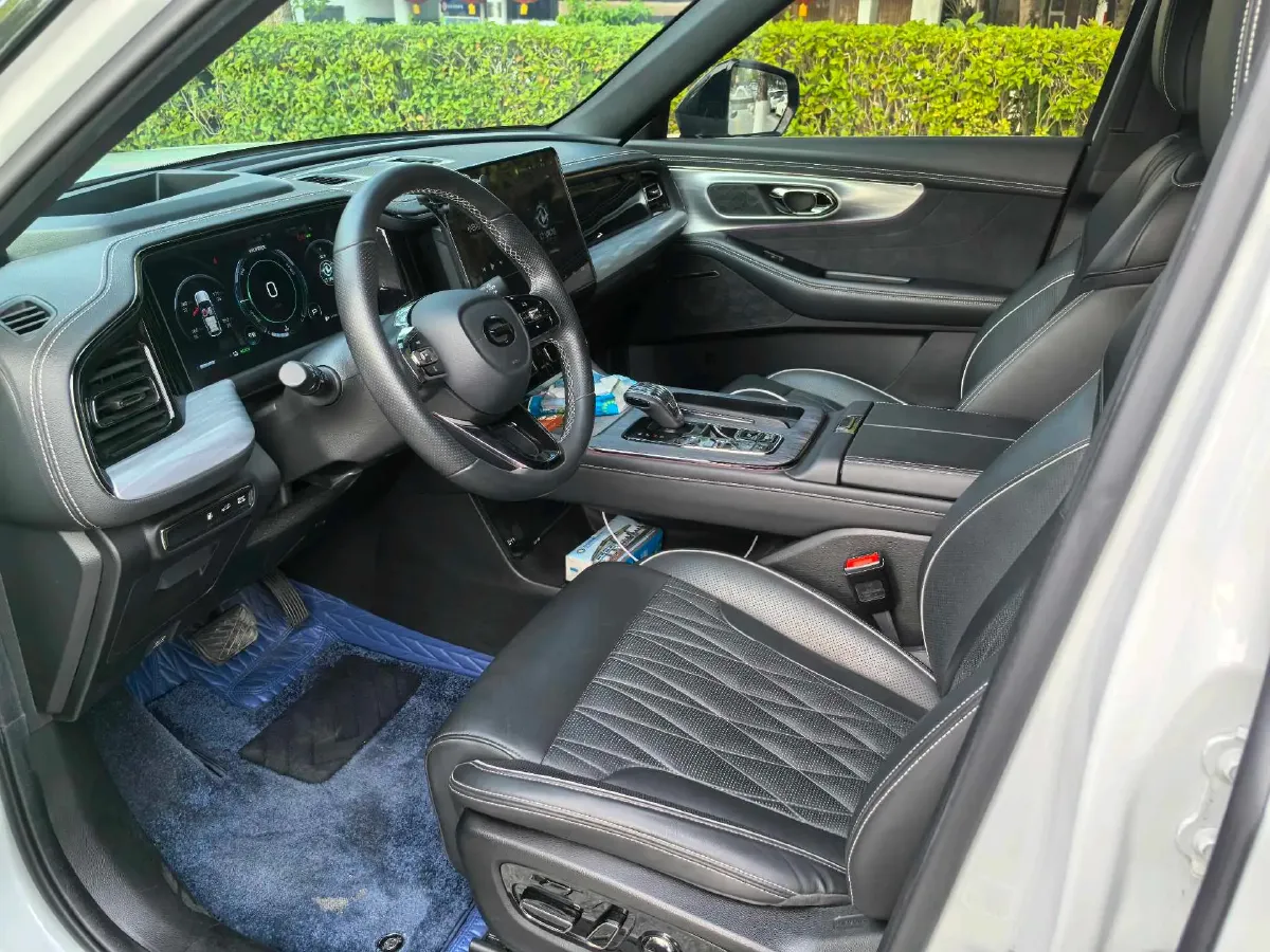 2022 GAC Trumpchi GS8 2.0T 190HP L4 E-CVT Hybrid,autocango,china used car exporter,china ev exporter,chinese used car exporter,chinese used ev exporter