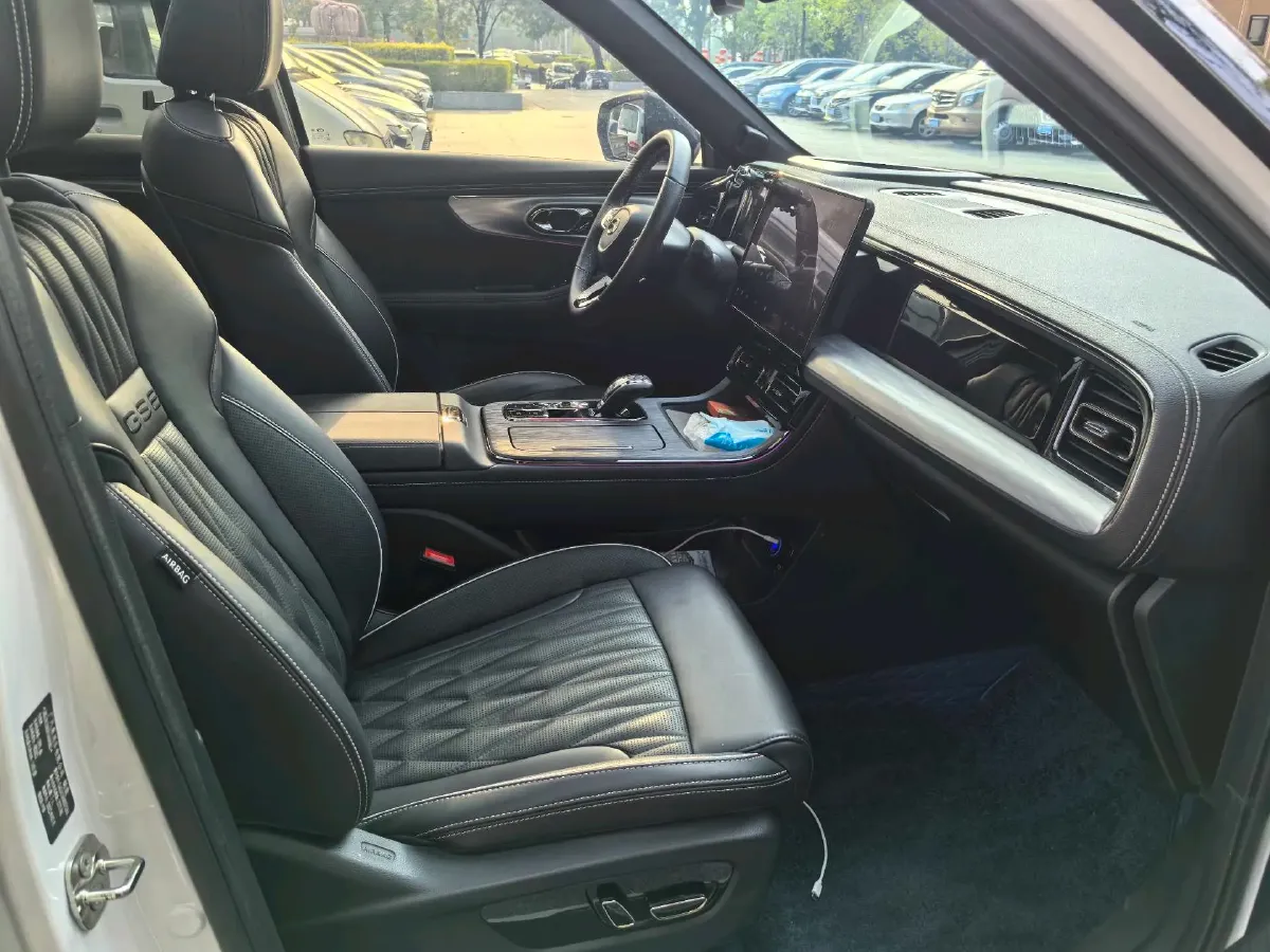 2022 GAC Trumpchi GS8 2.0T 190HP L4 E-CVT Hybrid,autocango,china used car exporter,china ev exporter,chinese used car exporter,chinese used ev exporter