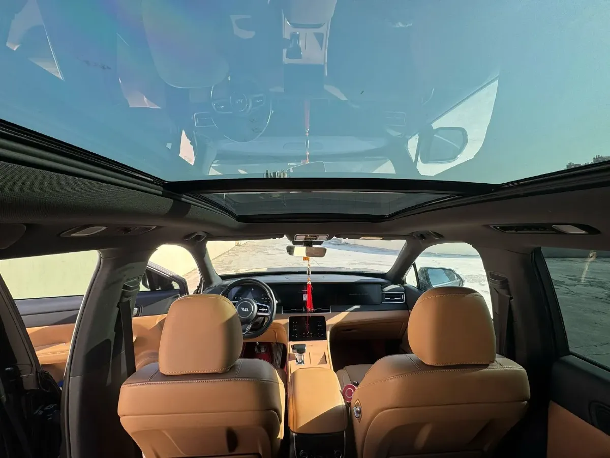 2021 Li ONE Range Extended 131HP REEV 40.5KWH,autocango,china used car exporter,china ev exporter,chinese used car exporter,chinese used ev exporter