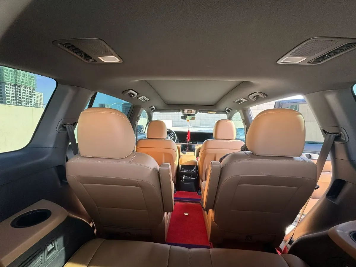 2021 Li ONE Range Extended 131HP REEV 40.5KWH,autocango,china used car exporter,china ev exporter,chinese used car exporter,chinese used ev exporter