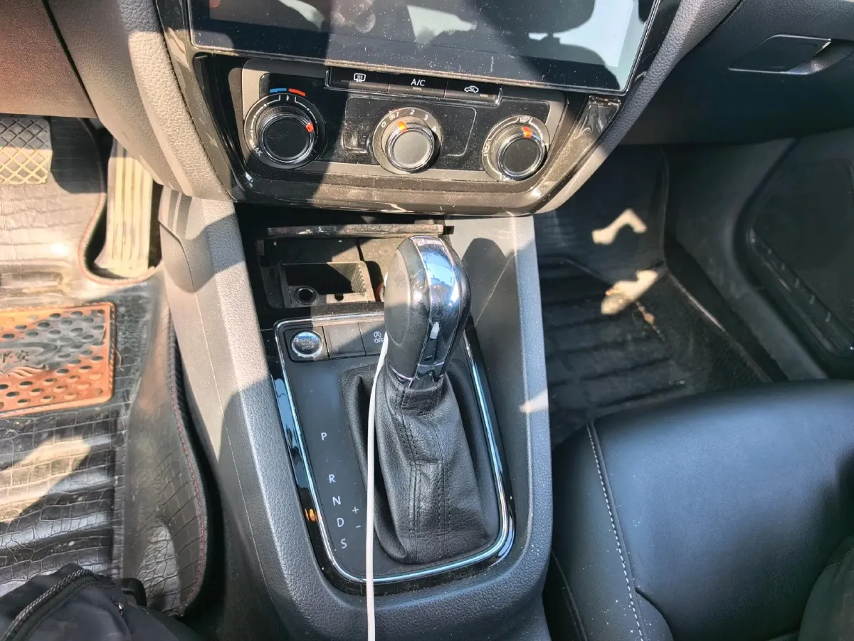 2018 Volkswagen Sagitar 1.4T 150HP L4 7DCT,autocango,china used car exporter,china ev exporter,chinese used car exporter,chinese used ev exporter