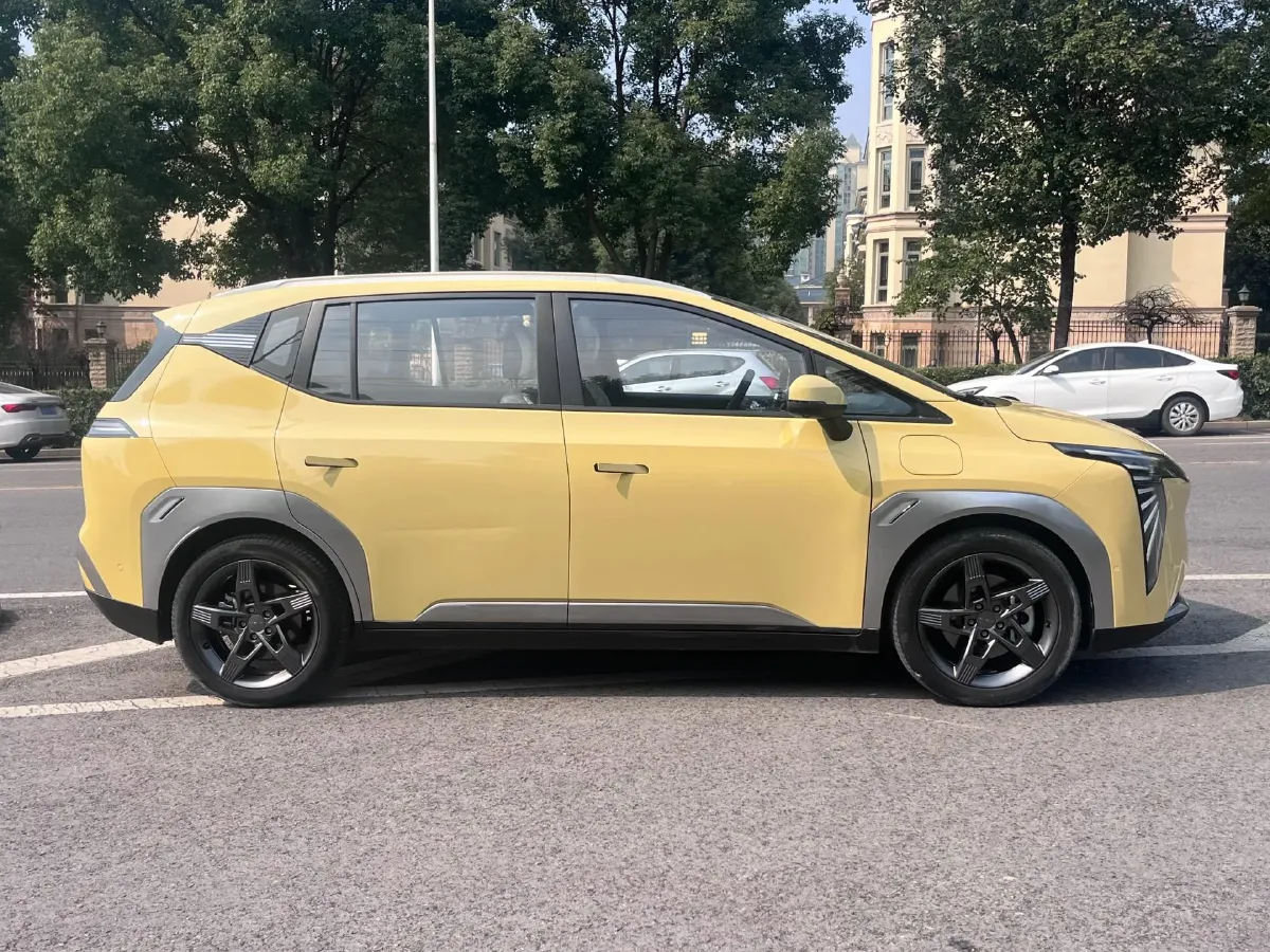 2023 MAXUS Interstellar 2.0T 261HP L4 8AT,autocango,china used car exporter,china ev exporter,chinese used car exporter,chinese used ev exporter