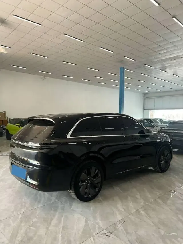 2024 Li L6 Range Extended 154HP L4 REEV 36.8KWH,autocango,china used car exporter,china ev exporter,chinese used car exporter,chinese used ev exporter