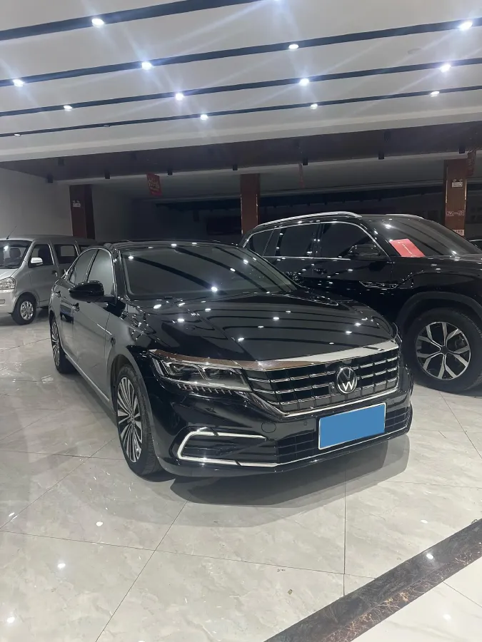 2021 Volkswagen Passat 2.0T 186HP L4 7DCT,autocango,china used car exporter,china ev exporter,chinese used car exporter,chinese used ev exporter