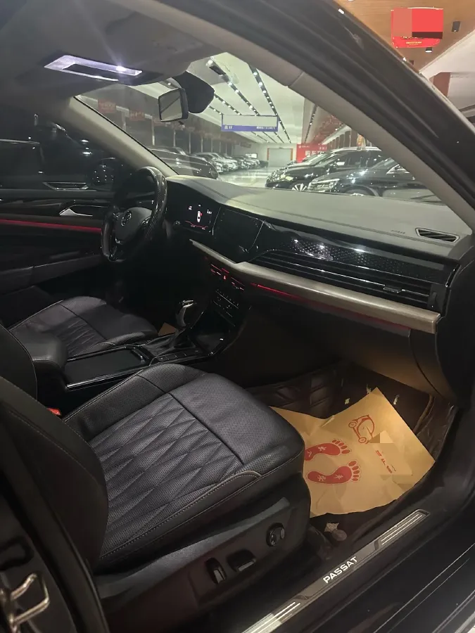 2021 Volkswagen Passat 2.0T 186HP L4 7DCT,autocango,china used car exporter,china ev exporter,chinese used car exporter,chinese used ev exporter