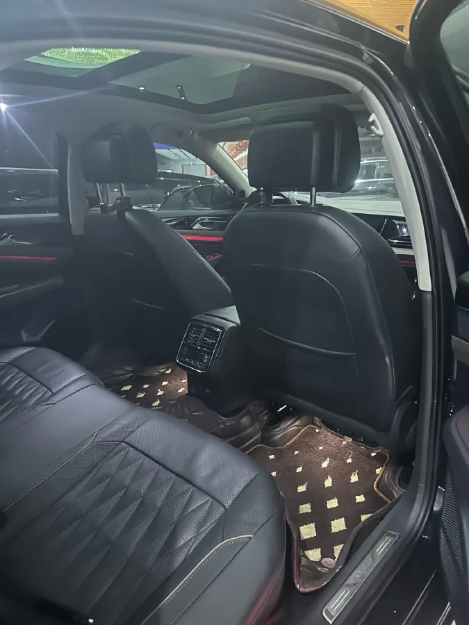 2021 Volkswagen Passat 2.0T 186HP L4 7DCT,autocango,china used car exporter,china ev exporter,chinese used car exporter,chinese used ev exporter