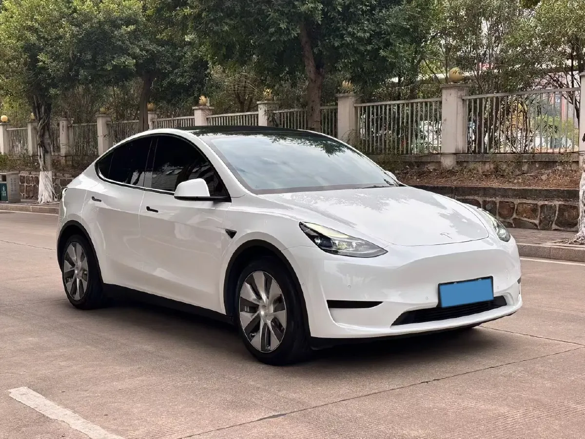2022 Tesla Model Y BEV 60KWH,autocango,china used car exporter,china ev exporter,chinese used car exporter,chinese used ev exporter