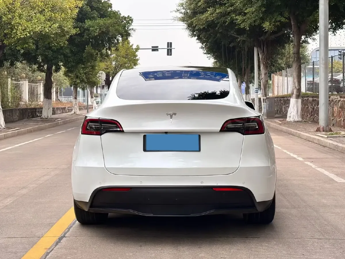 2022 Tesla Model Y BEV 60KWH,autocango,china used car exporter,china ev exporter,chinese used car exporter,chinese used ev exporter