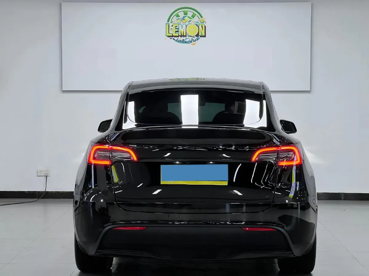 2022 Tesla Model Y BEV 60KWH,autocango,china used car exporter,china ev exporter,chinese used car exporter,chinese used ev exporter