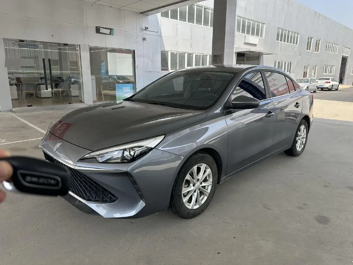 2023 Roewe i5 1.5L 129HP L4 CVT,autocango,china used car exporter,china ev exporter,chinese used car exporter,chinese used ev exporter