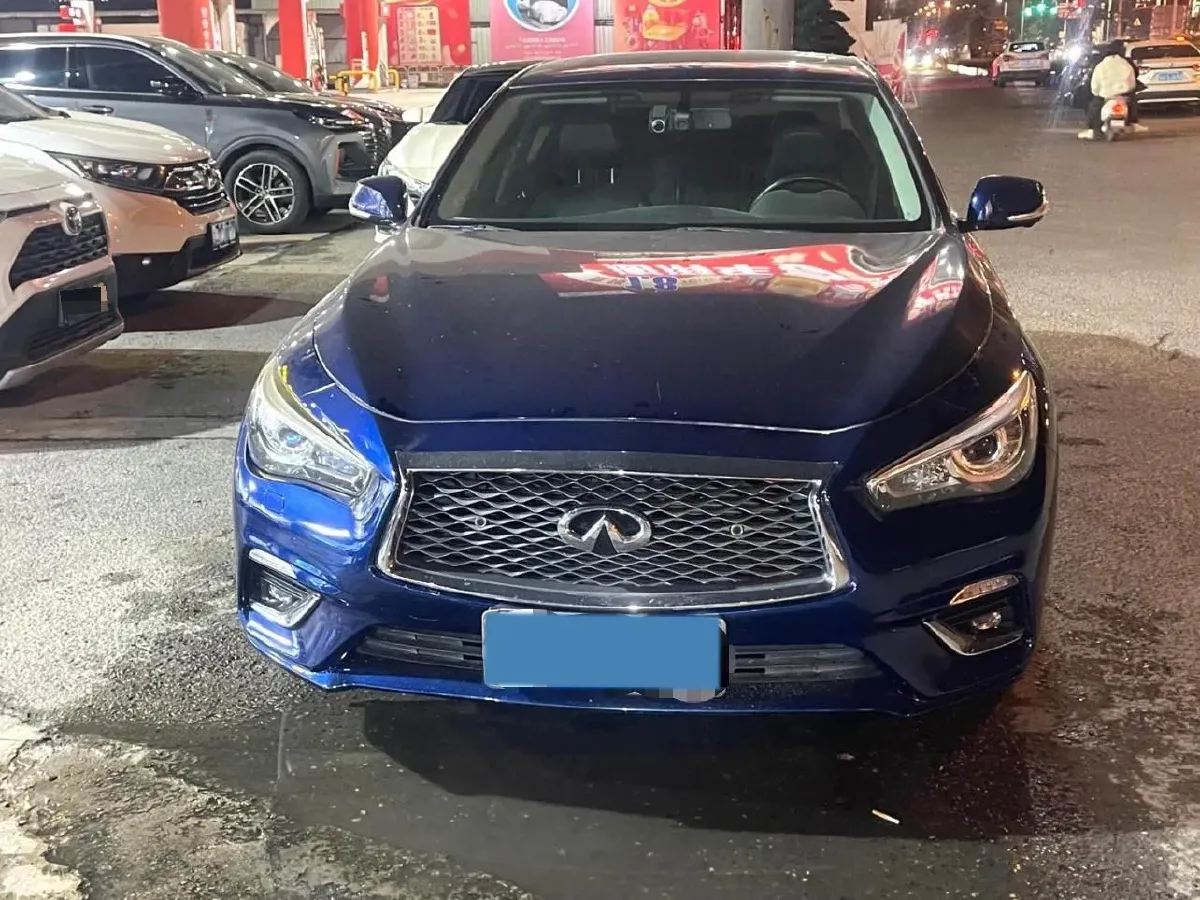 2018 Jeep Grand Commander 2.0T 265HP L4 9AT,autocango,china used car exporter,china ev exporter,chinese used car exporter,chinese used ev exporter