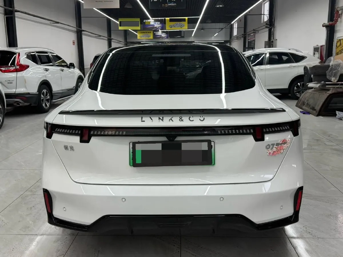 2024 LYNK&CO 07 EM-P 1.5T 163HP L4 3DHT PHEV 18.99KWH,autocango,china used car exporter,china ev exporter,chinese used car exporter,chinese used ev exporter