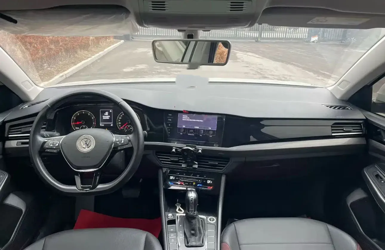 2021 Volkswagen Bora 1.5L 113HP L4 6AT,autocango,china used car exporter,china ev exporter,chinese used car exporter,chinese used ev exporter