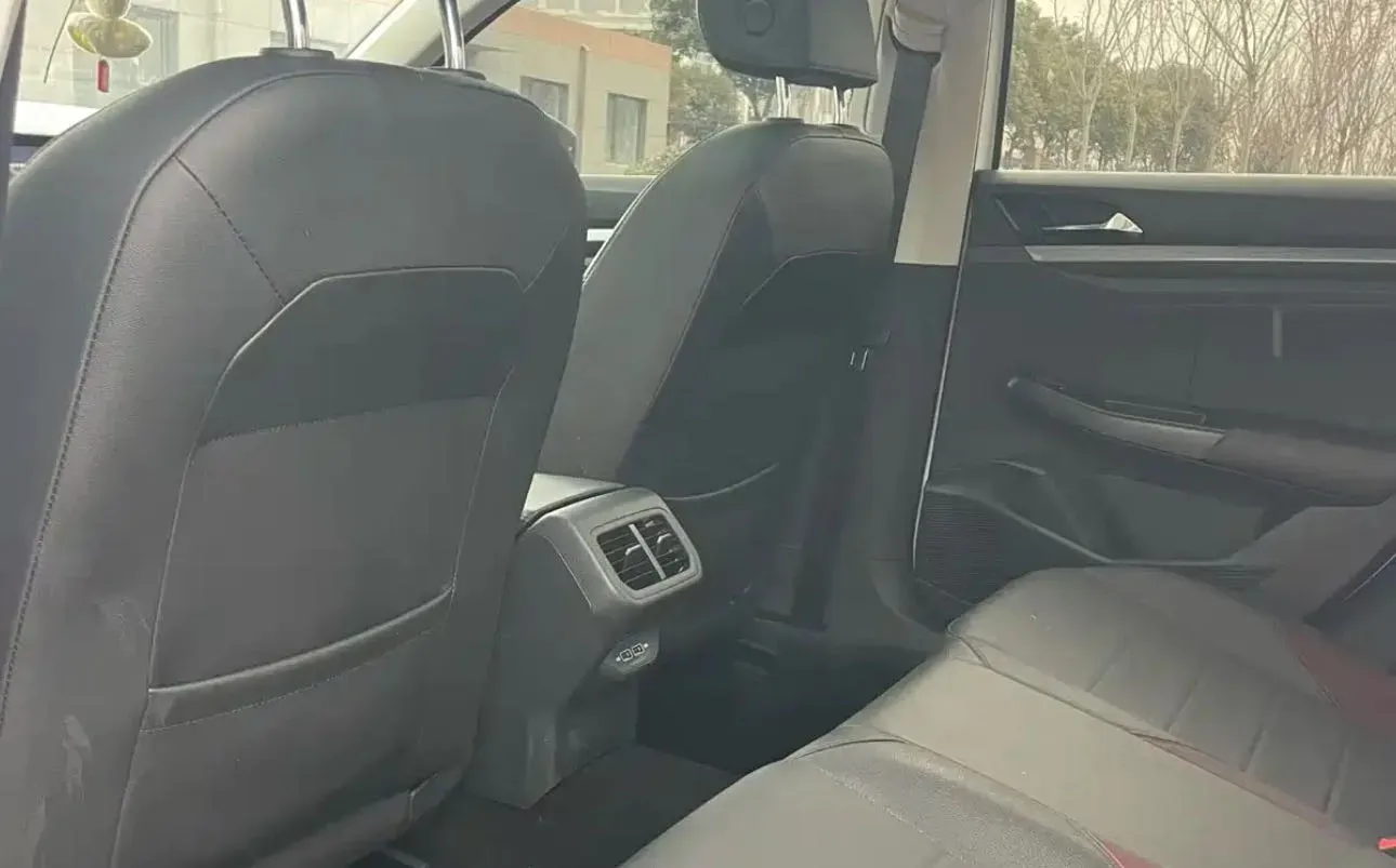 2021 Volkswagen Bora 1.5L 113HP L4 6AT,autocango,china used car exporter,china ev exporter,chinese used car exporter,chinese used ev exporter