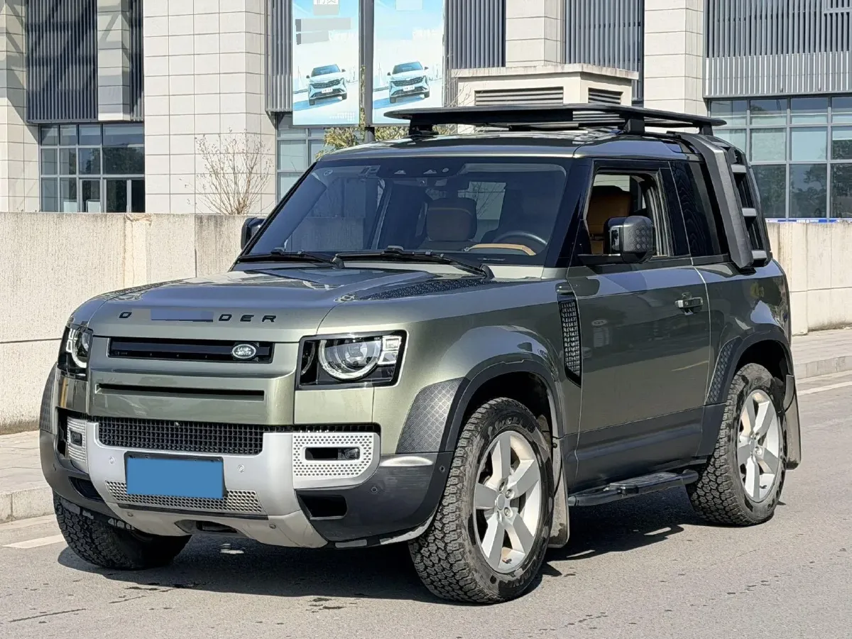 2023 Land Rover Defender 3.0T 400HP L6 8AT,autocango,china used car exporter,china ev exporter,chinese used car exporter,chinese used ev exporter