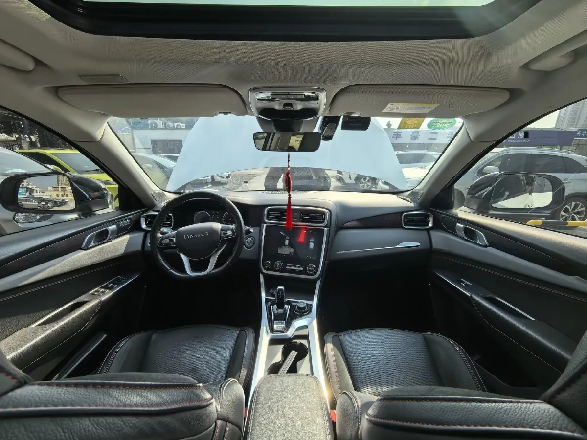 2017 Foton Sauvana 2.0T 218HP L4 6AT,autocango,china used car exporter,china ev exporter,chinese used car exporter,chinese used ev exporter