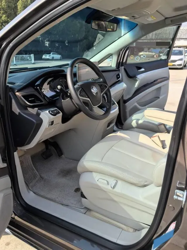 2022 Buick GL8 2.0T 237HP L4 9AT,autocango,china used car exporter,china ev exporter,chinese used car exporter,chinese used ev exporter