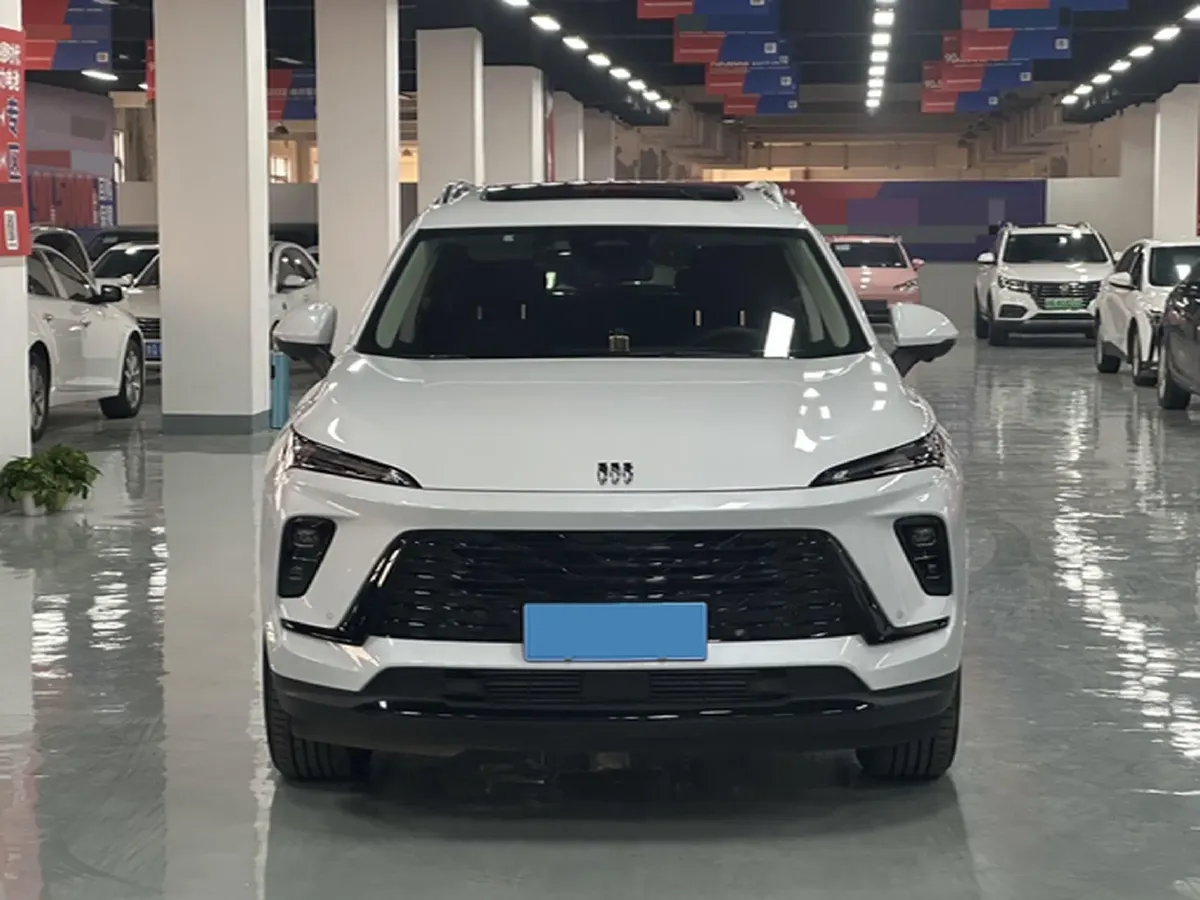 2025 Buick EnvisionPlus 2.0T 237HP L4 9AT,autocango,china used car exporter,china ev exporter,chinese used car exporter,chinese used ev exporter