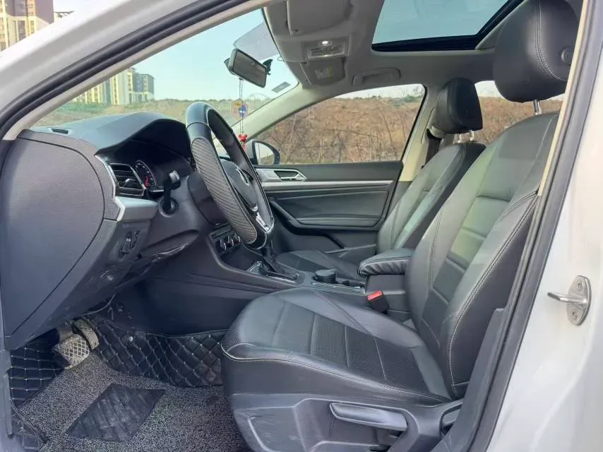 2019 Volkswagen Lavida 1.5L 113HP L4 6AT,autocango,china used car exporter,china ev exporter,chinese used car exporter,chinese used ev exporter