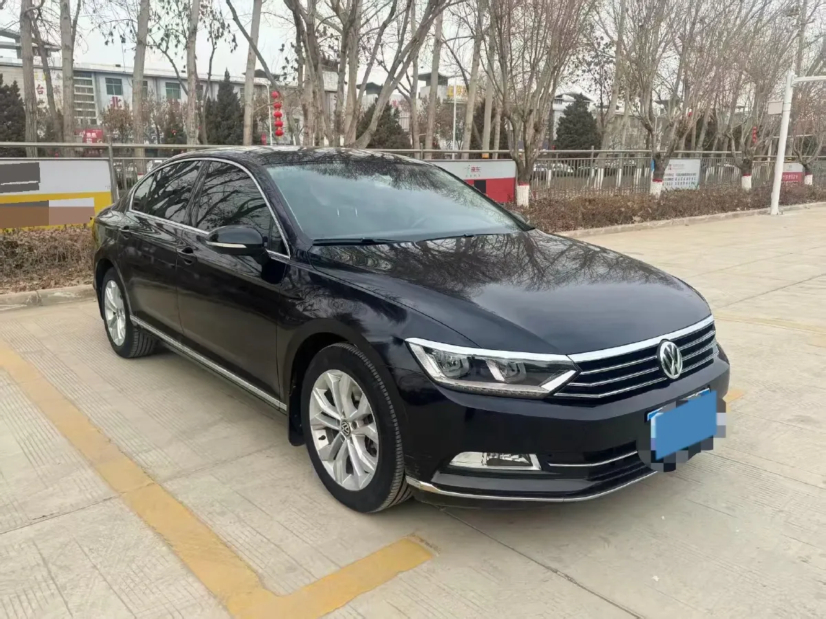 2018 Volkswagen Magotan 1.8T 180HP L4 7DCT,autocango,china used car exporter,china ev exporter,chinese used car exporter,chinese used ev exporter