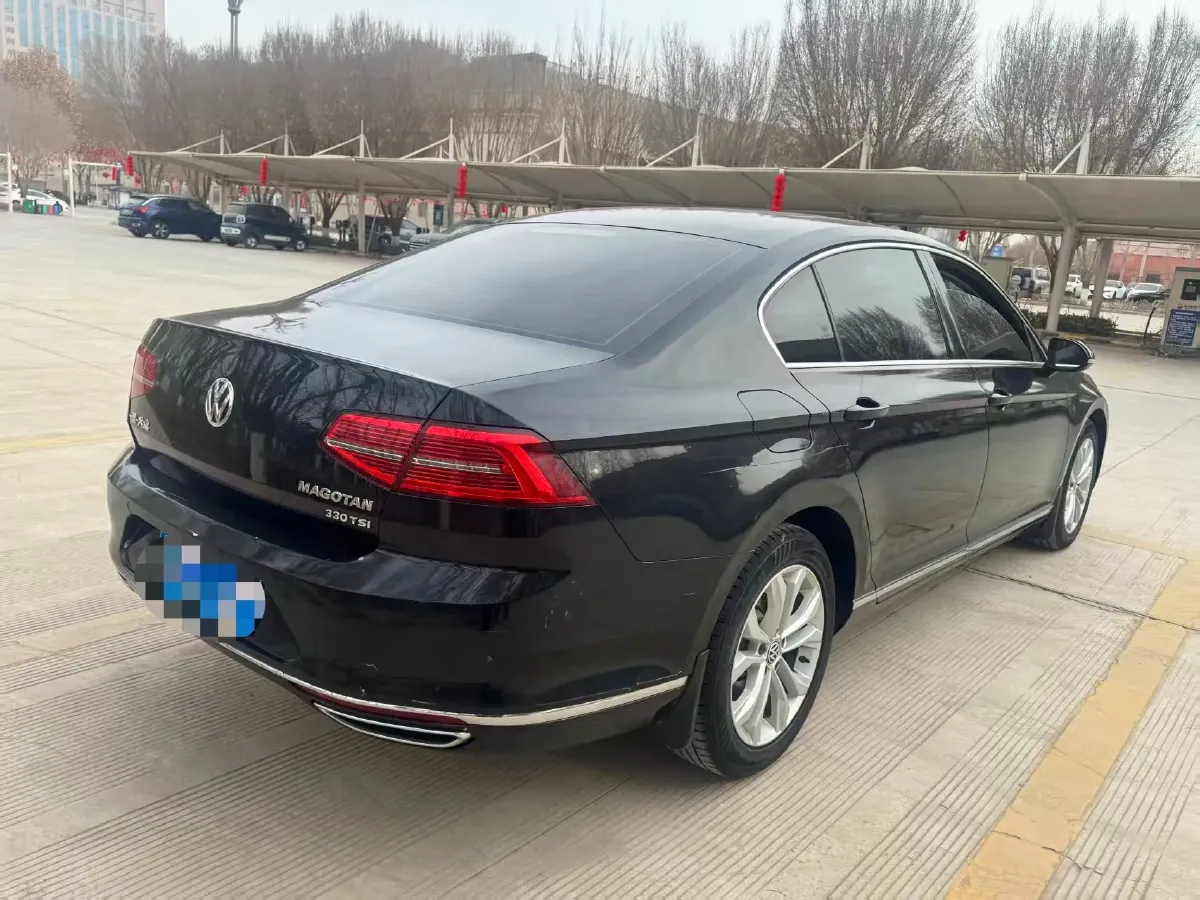 2018 Volkswagen Magotan 1.8T 180HP L4 7DCT,autocango,china used car exporter,china ev exporter,chinese used car exporter,chinese used ev exporter