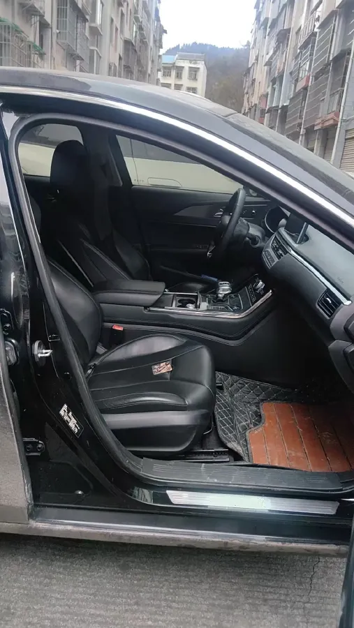 2020 HongQi H5 1.5T 169HP L4 7DCT,autocango,china used car exporter,china ev exporter,chinese used car exporter,chinese used ev exporter