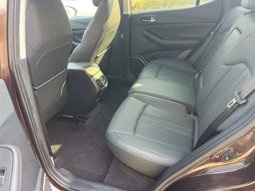 2020 GAC Trumpchi GS4 1.5T 169HP L4 6MT,autocango,china used car exporter,china ev exporter,chinese used car exporter,chinese used ev exporter