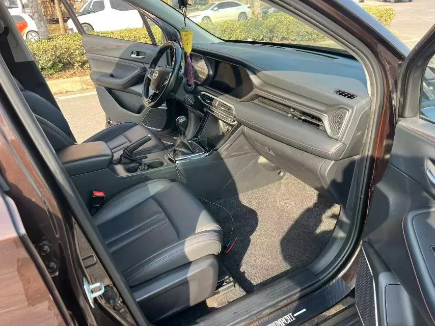 2020 GAC Trumpchi GS4 1.5T 169HP L4 6MT,autocango,china used car exporter,china ev exporter,chinese used car exporter,chinese used ev exporter